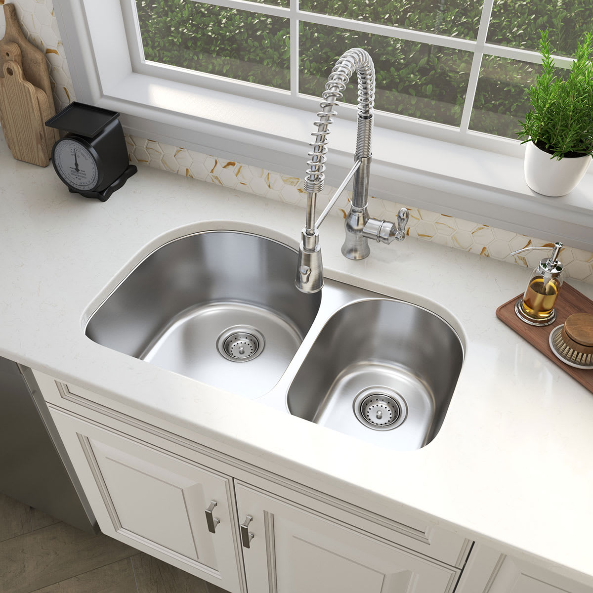 Calacatta Gold Matte 2" Hexagon