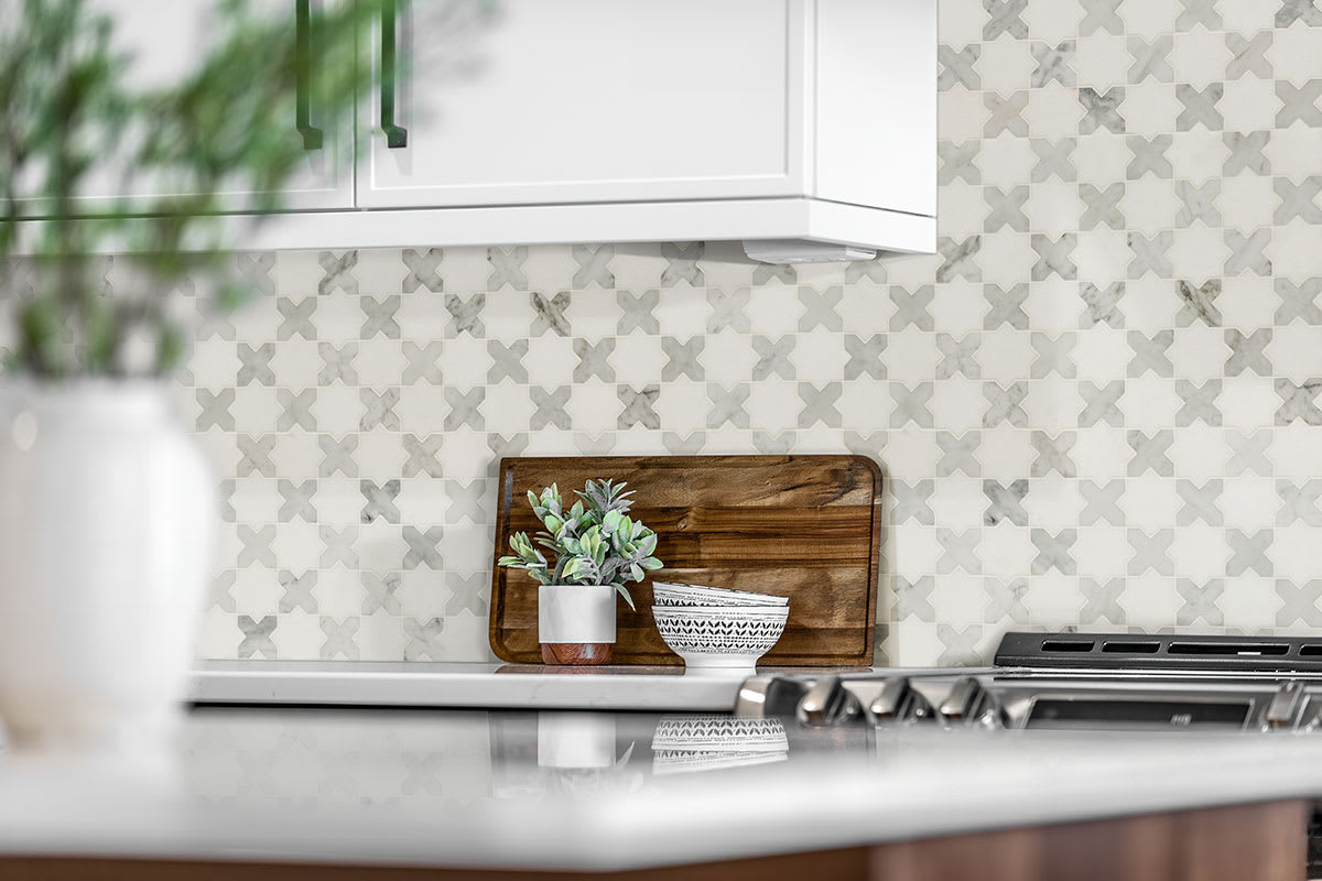 Vera Anne Pattern Polished
