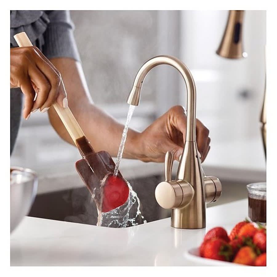 Transitional Water Dispenser, Lever Handle, Matte Black