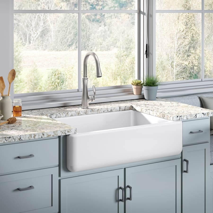 Bellera Pull-Down Kitchen Faucet with DockNetik Secure Docking System and Pull-Down 3-Function Sprayhead Featuring Sweep Spray Technology