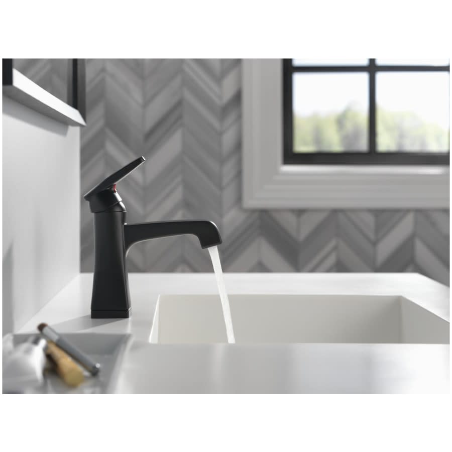 Ashlyn 1.2 GPM Single Hole Bathroom Faucet with Push Pop-Up Drain Assembly