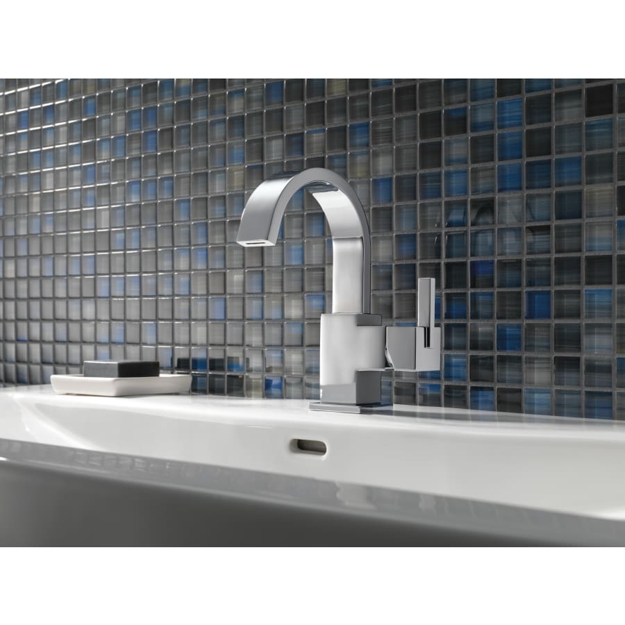 Vero Single Hole Bathroom Faucet with Pop-Up Drain Assembly