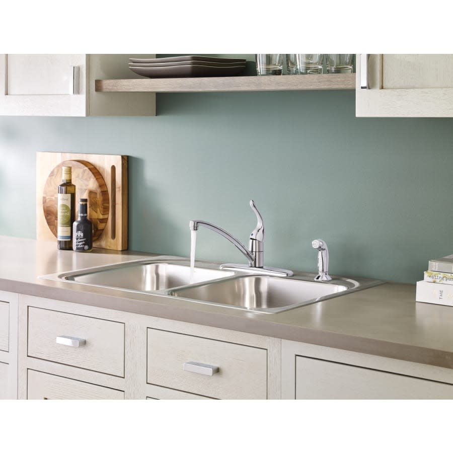 Chateau Single Handle Kitchen Faucet with Side Spray