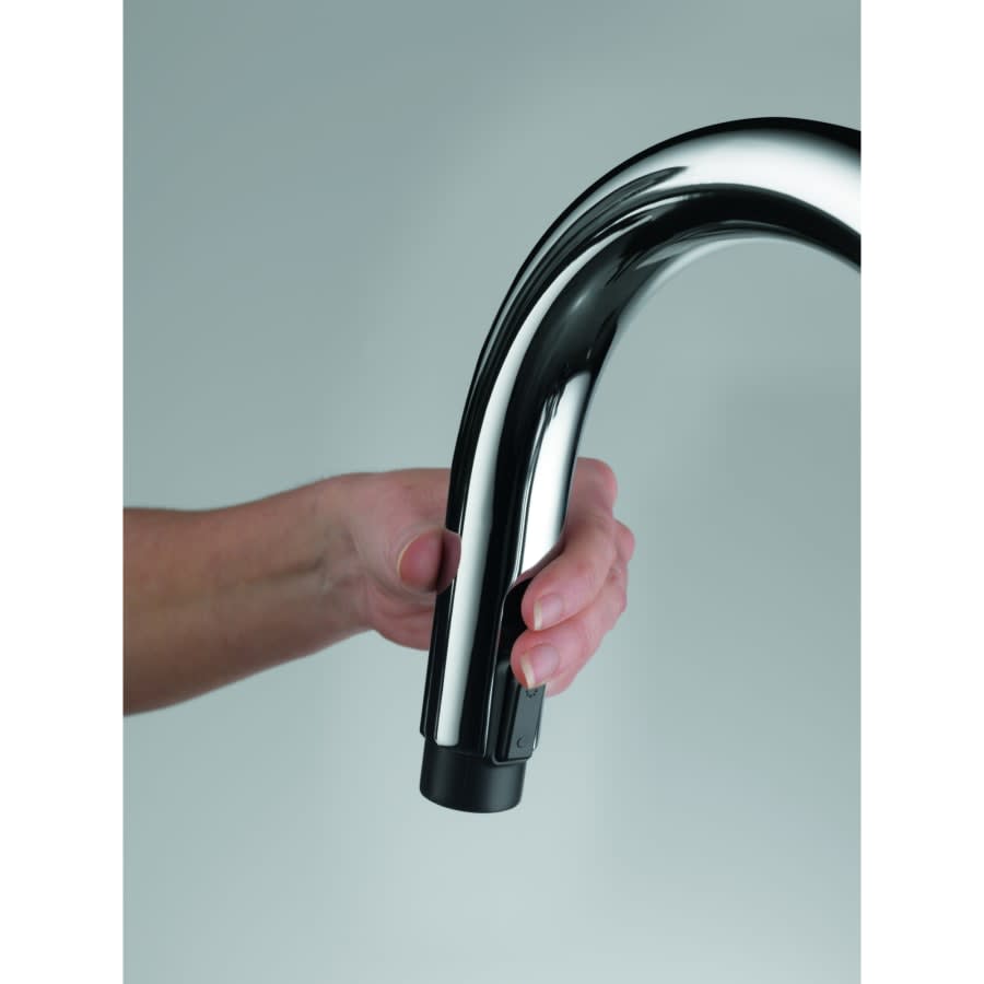 Solna Pull-Down Kitchen Faucet with Hidden Magnetic Docking Spray Head - Limited Lifetime Warranty