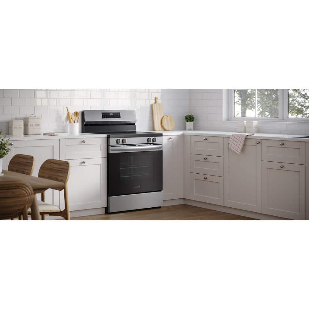 Frigidaire 30" Electric Range With Steam Clean