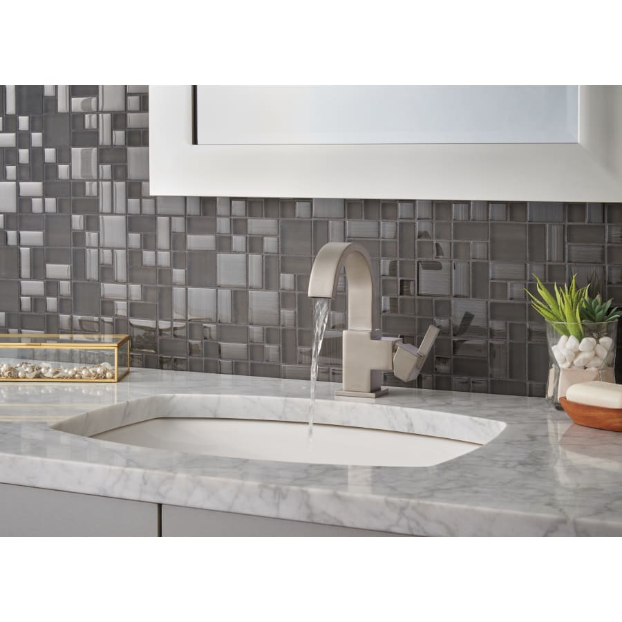 Vero Single Hole Bathroom Faucet with Pop-Up Drain Assembly