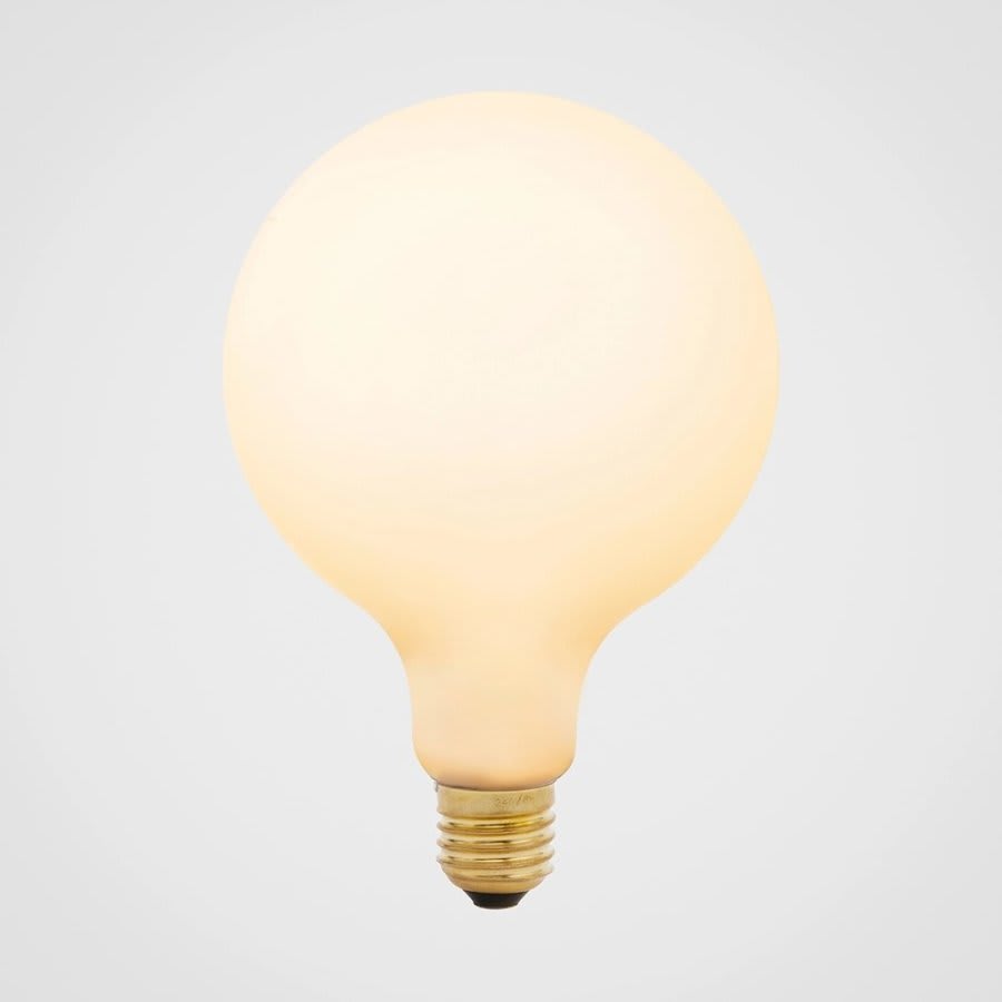 6W Light Bulb E26 Matte Porcelain G40 Porcelain