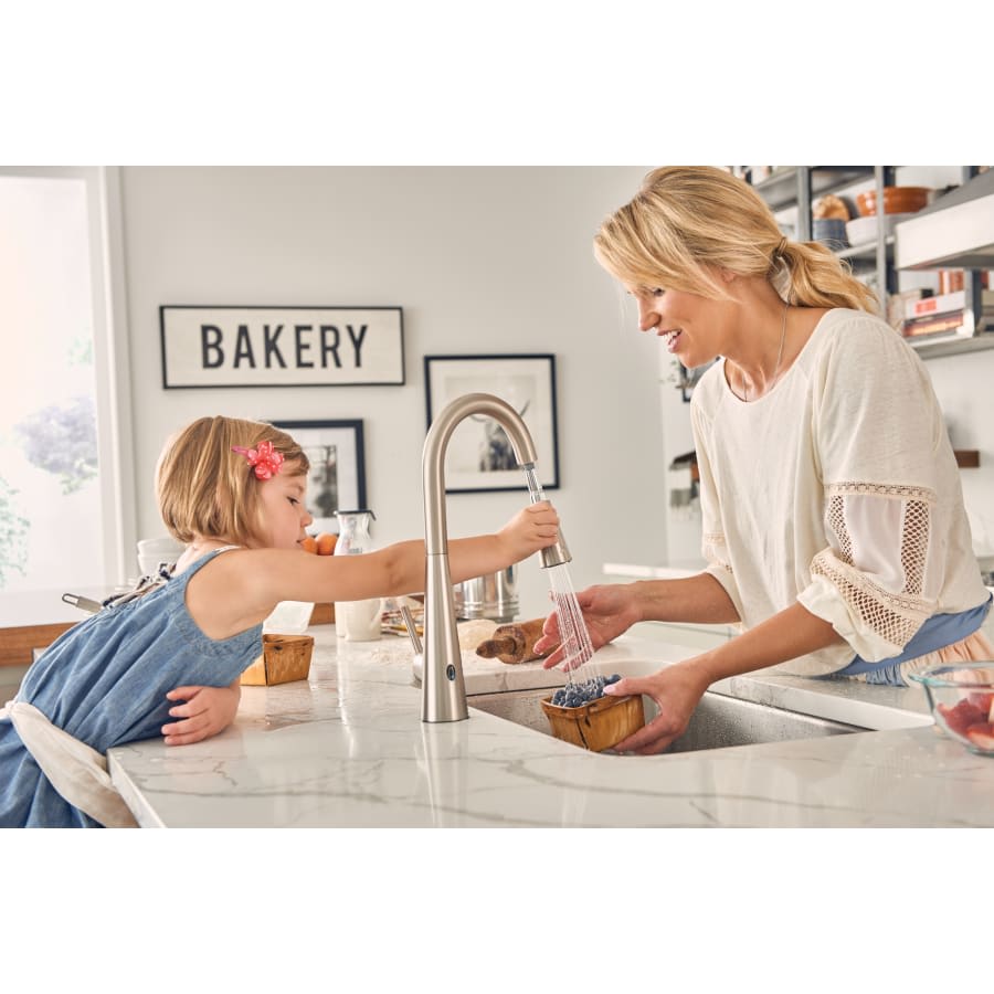 Sleek 1.5 GPM Single Hole Pull Down Kitchen Faucet with MotionSense :-)