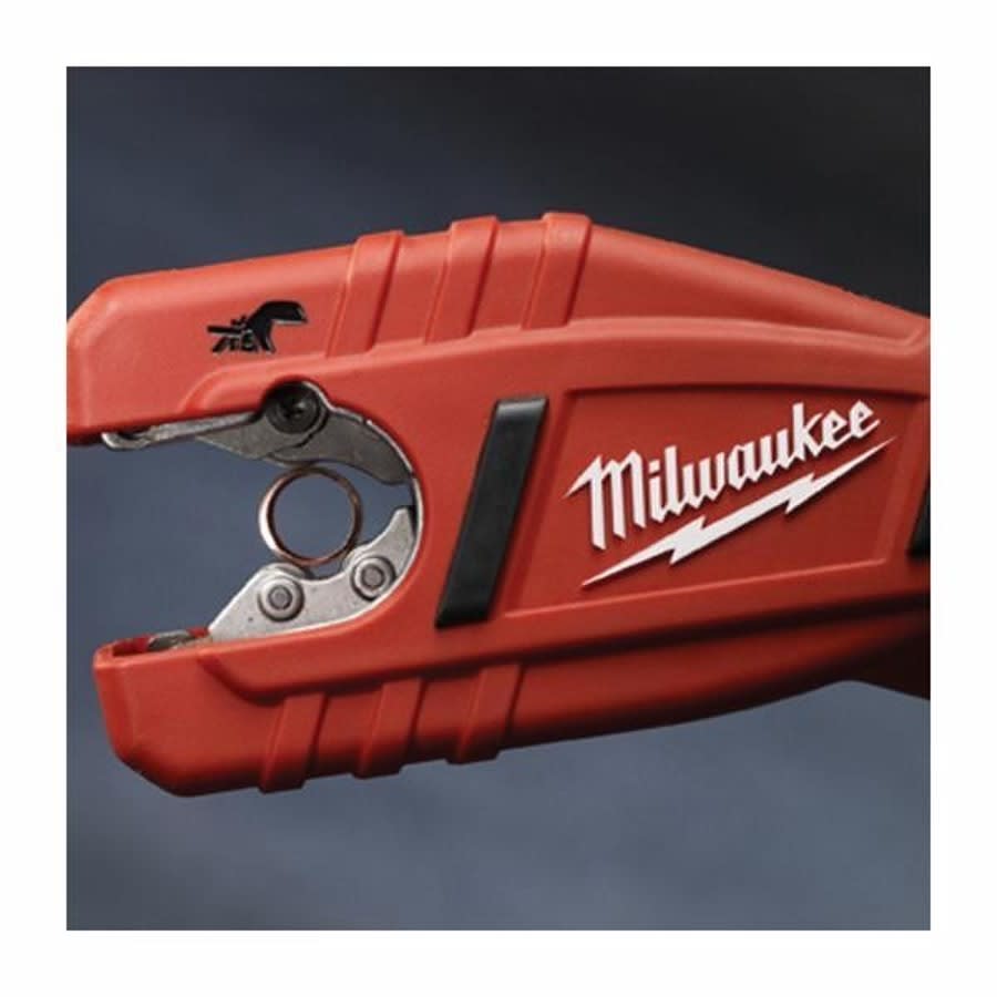 M12™ Cordless Tubing Cutter