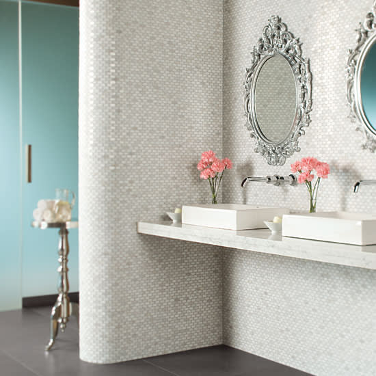 Stone a la Mod Contempo White Oval, Straight Edge 1 1/2X3/4 Polished