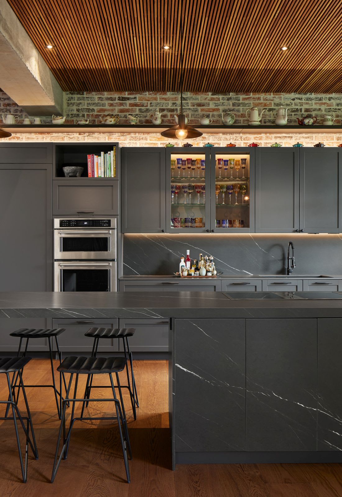 Pietra Grey