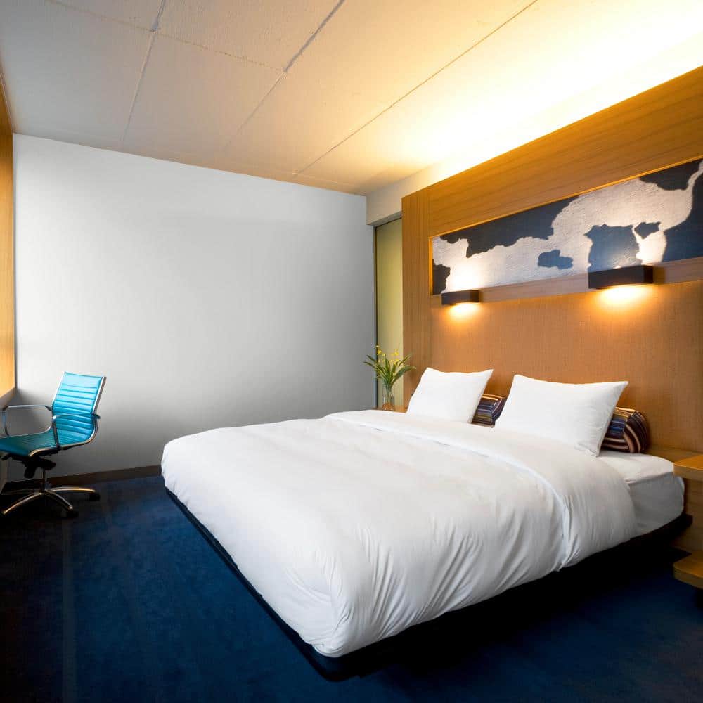 Behr Pro 5gal Antique White - i300 Semi Gloss