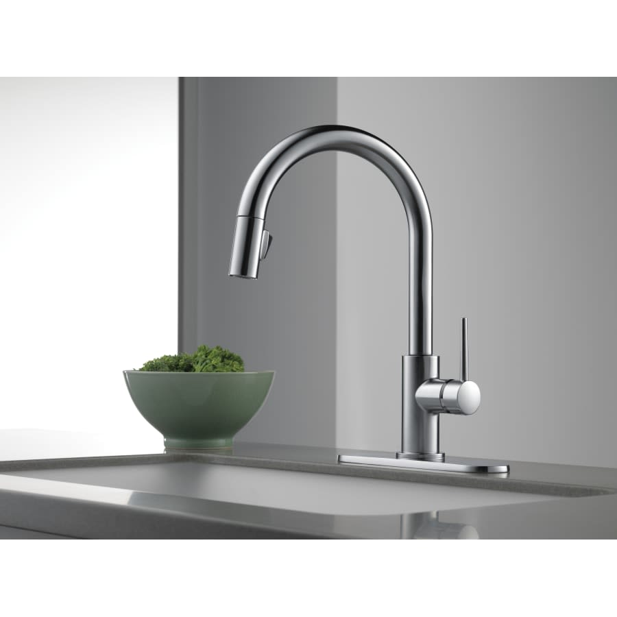 Trinsic Pull-Down Kitchen Faucet with Magnetic Docking Spray Head - Includes Lifetime Warranty