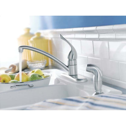 Chateau Single Handle Kitchen Faucet with Side Spray