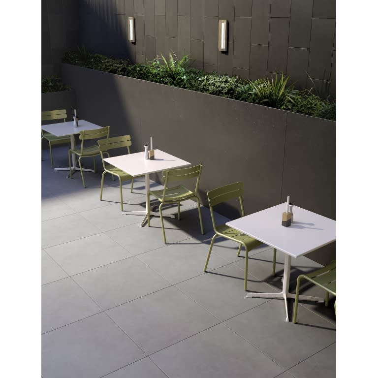 BB CONCRETE BLACK 12X24