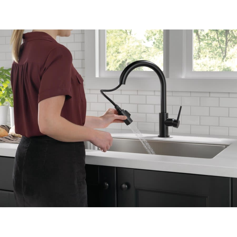 Trinsic Pull-Down Kitchen Faucet with Magnetic Docking Spray Head - Includes Lifetime Warranty