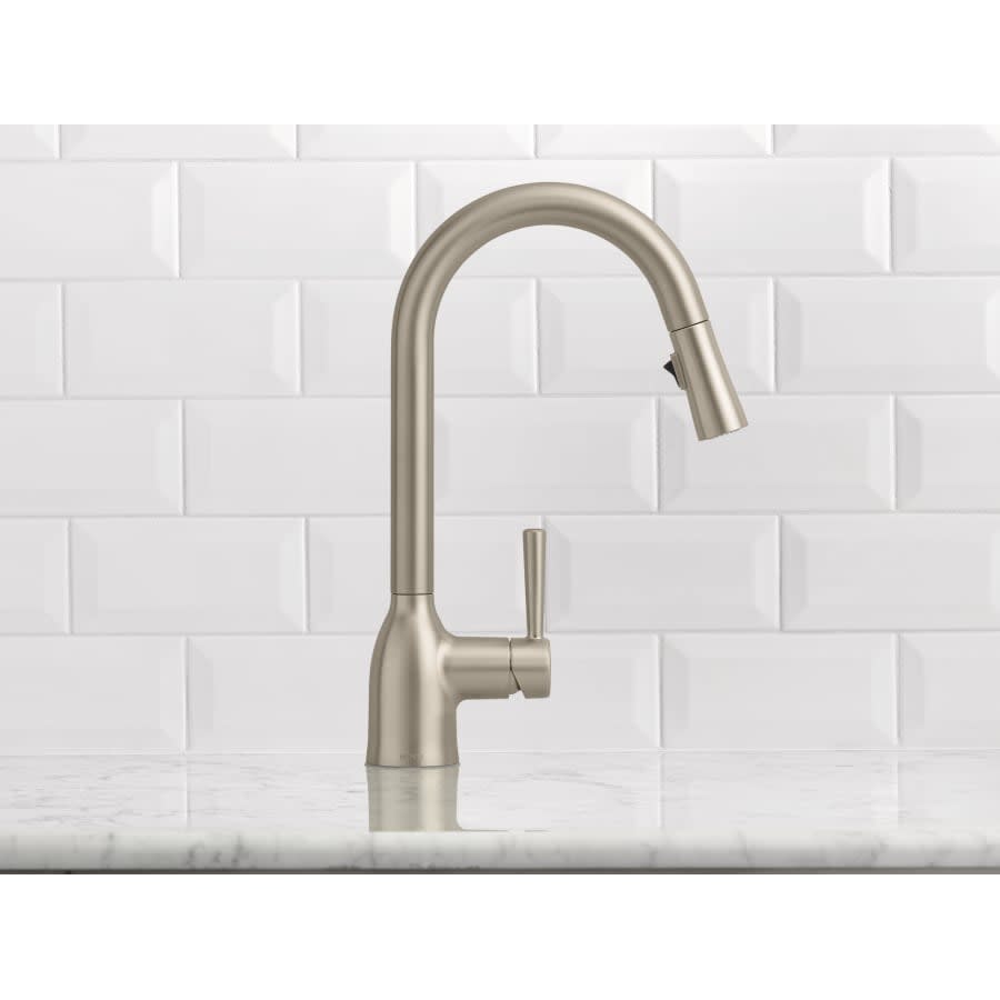 Adler 1.5 GPM Single Hole Pull Down Kitchen Faucet