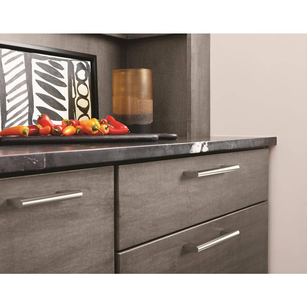 Versa 3-3/4 in. (96mm) Modern Satin Nickel Bar Cabinet Pull