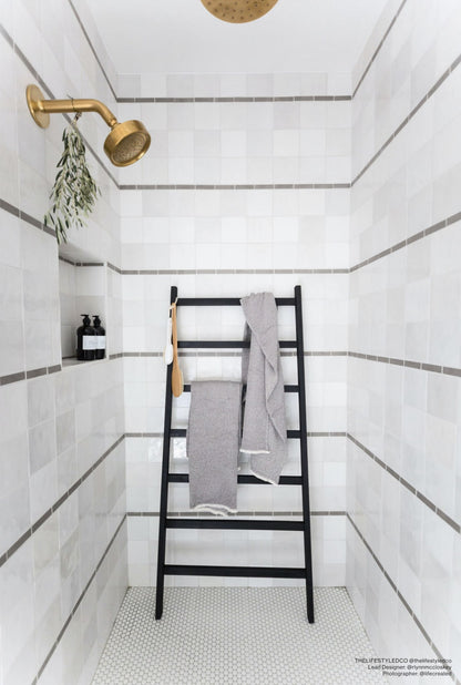 Cloé 5" x 5" Glossy Ceramic Tile in Loire