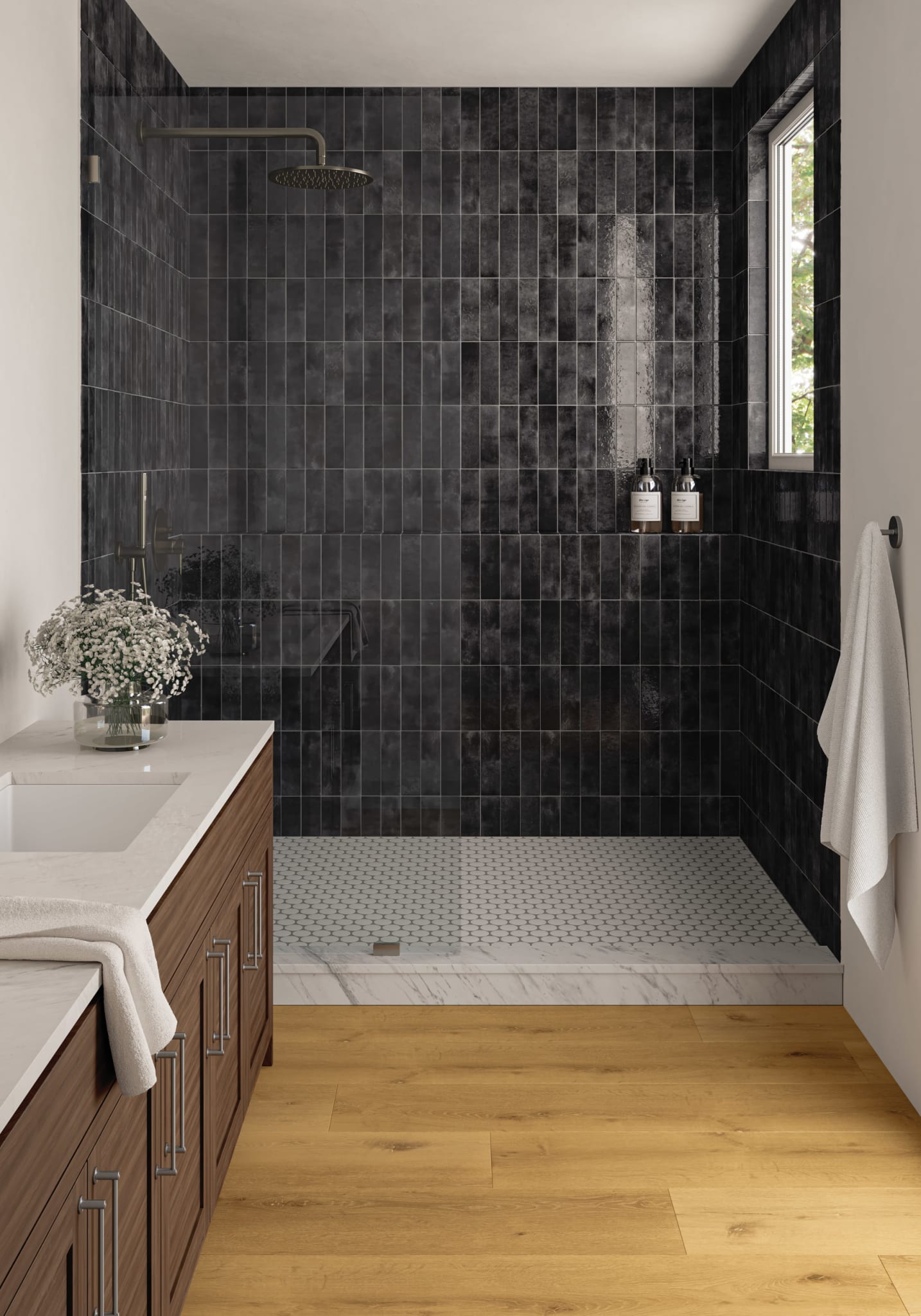 Cloé 2.5X8 Glossy Ceramic Tile in Black