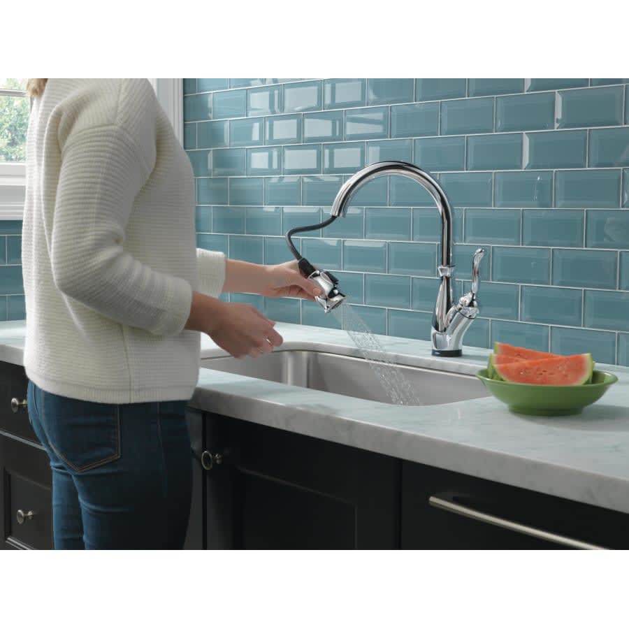 Leland Pull-Down Kitchen Faucet with On/Off Touch Activation and Magnetic Docking Spray Head and ShieldSpray - Includes Lifetime Warranty (5 Year on Electronic Parts)