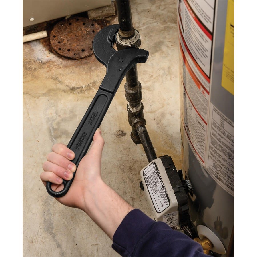 One-Hand Wrench, 3/4 to 1-1/2 in Pipe, 16 in OAL, Spring Loaded Jaw, Forged Steel Handle