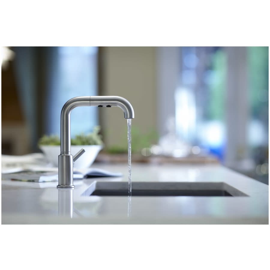 Purist 1.5 GPM Single Hole Pull Out Kitchen Faucet