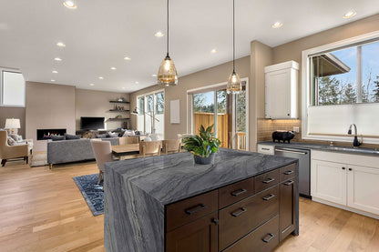 Mercury Gray Quartzite