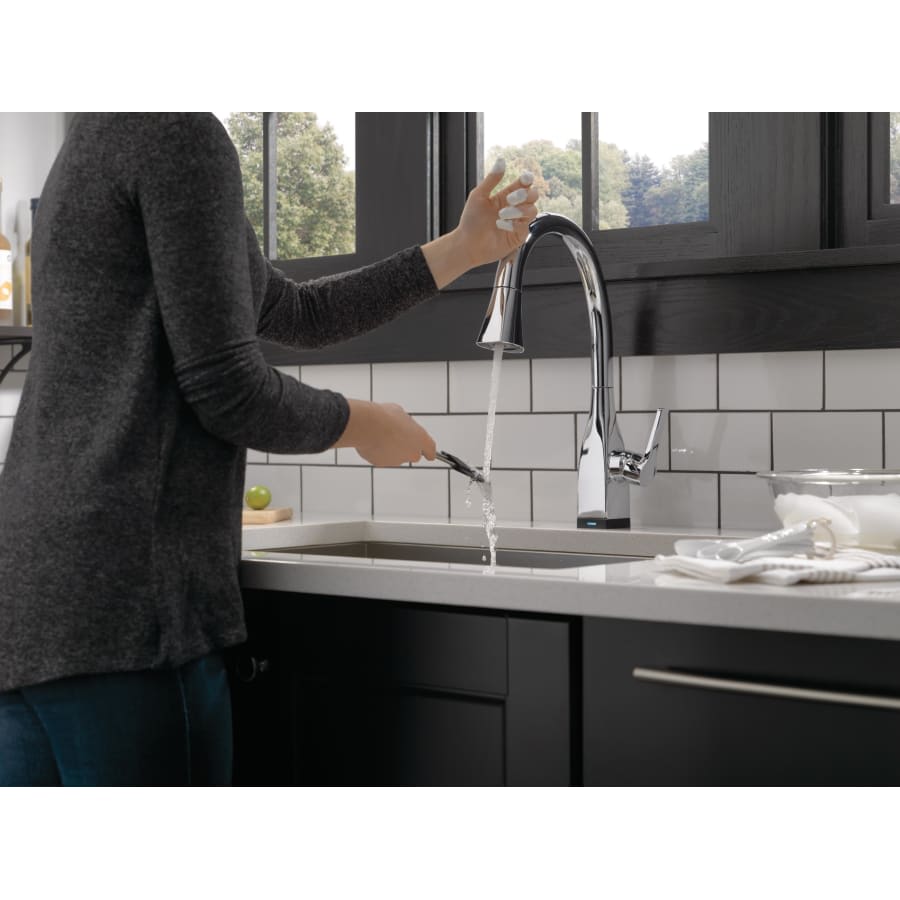 Mateo 1.8 GPM Single Hole Kitchen Faucet with Diamond Seal and Touch2O Technology