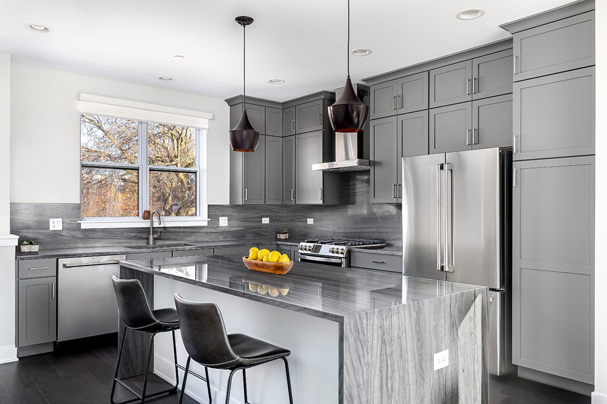 PLATINUM GRAY QUARTZITE