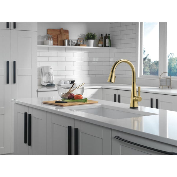 Lenta Pull-Down Kitchen Faucet with On/Off Touch Activation, Magnetic Docking Spray Head, ShieldSpray and Touch2O