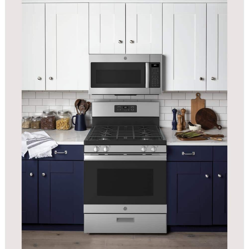 30 in. 4.8 cu. ft. Freestanding Gas Range in Stainless Steel