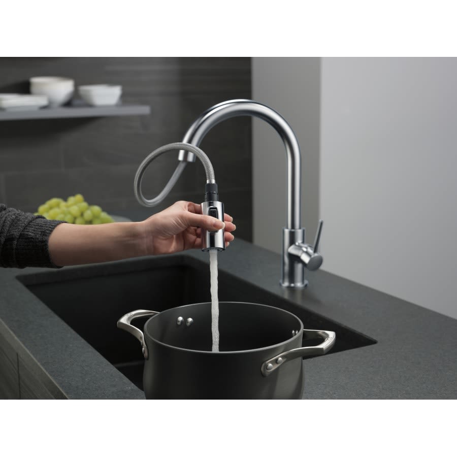 Trinsic Pull-Down Kitchen Faucet with Magnetic Docking Spray Head - Includes Lifetime Warranty