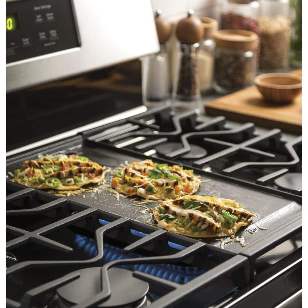 Ge® 30" Free-Standing Gas Range