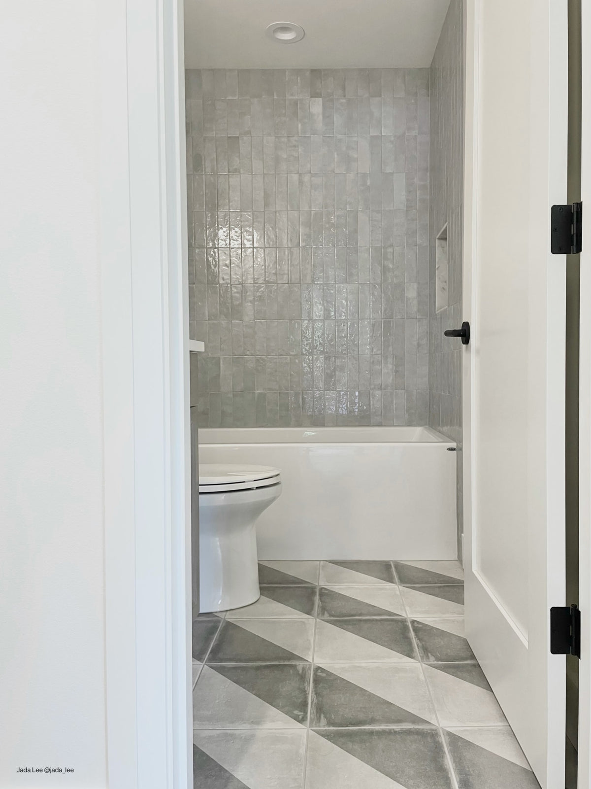Cloé 2.5" x 8" Glossy Ceramic Tile in Baby Blue