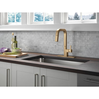 Junction 1.8 GPM Single Hole Pull Down Kitchen Faucet With MagnaTite and Touch-Clean Technology