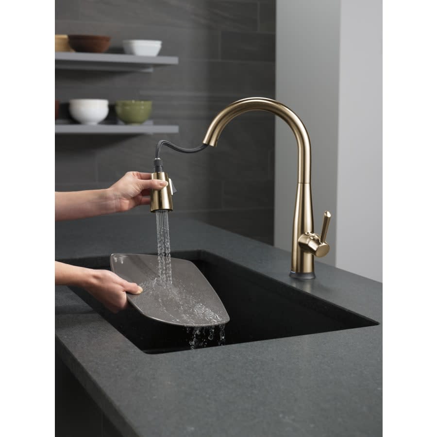 Essa Pull-Down Kitchen Faucet with On/Off Touch Activation and Magnetic Docking Spray Head