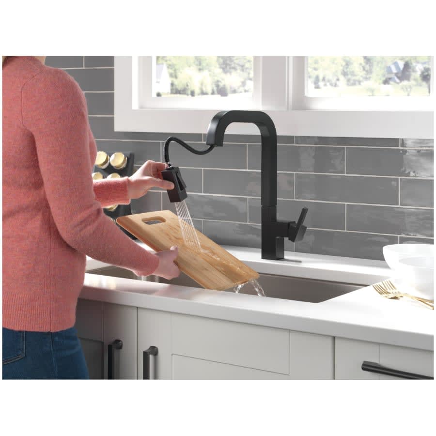 Junction 1.8 GPM Single Hole Pull Down Kitchen Faucet With MagnaTite and Touch-Clean Technology