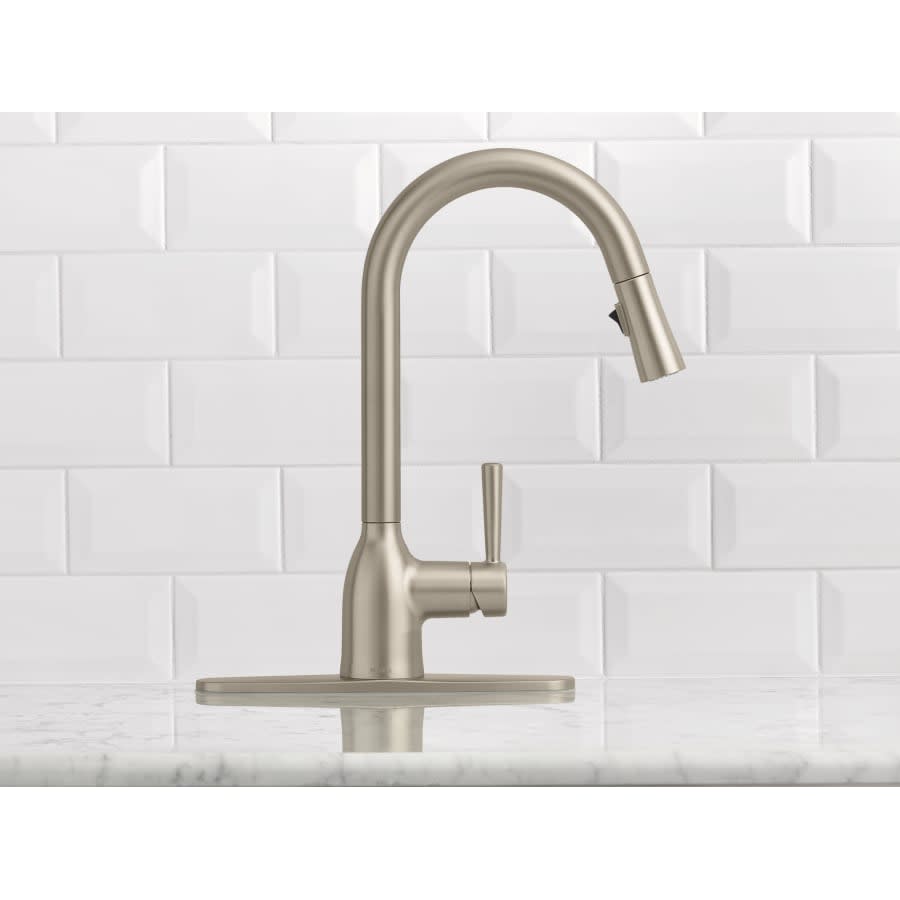 Adler 1.5 GPM Single Hole Pull Down Kitchen Faucet