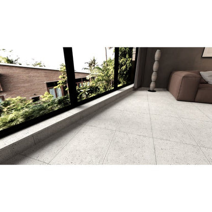 RADIANT PLAIN GRAY INR11 STTR