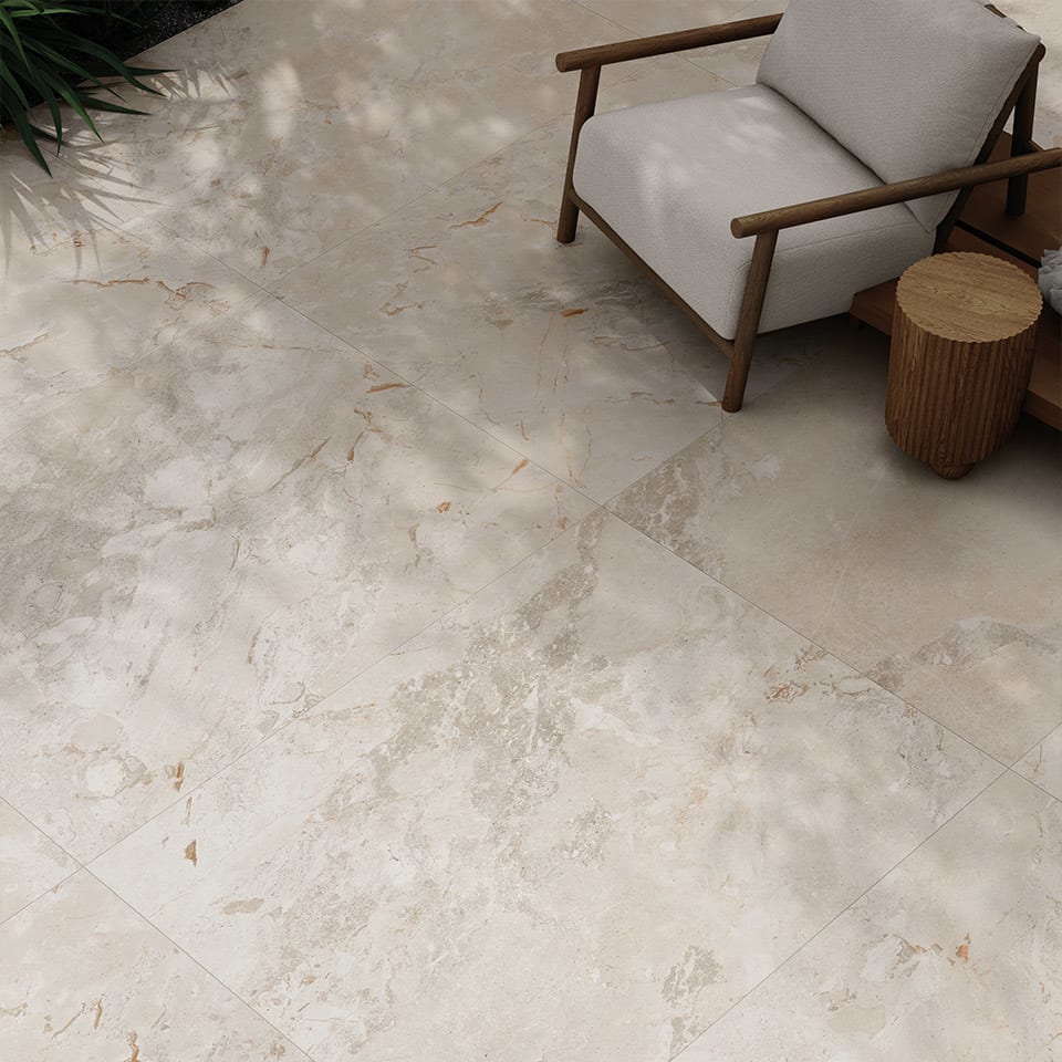 Karnis Ivory