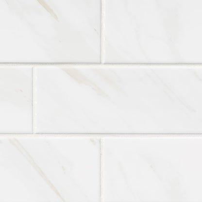 Classique Calacatta Subway Tile With Bullnose