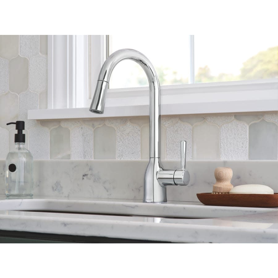 Adler 1.5 GPM Single Hole Pull Down Kitchen Faucet