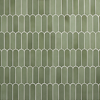 Artefino Vintage Verdelite Fish Scale 2X6 Glossy