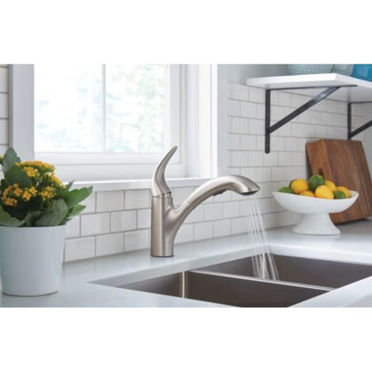 Medina Single Handle Kitchen Faucet with Pullout Spray