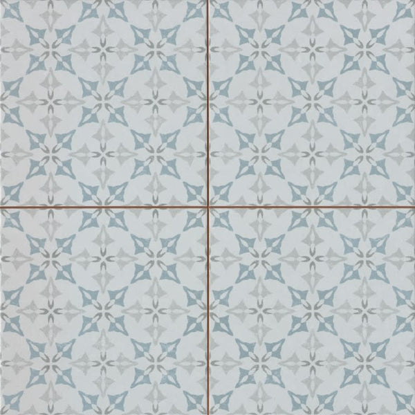 REMINISCE PATIO 18X18