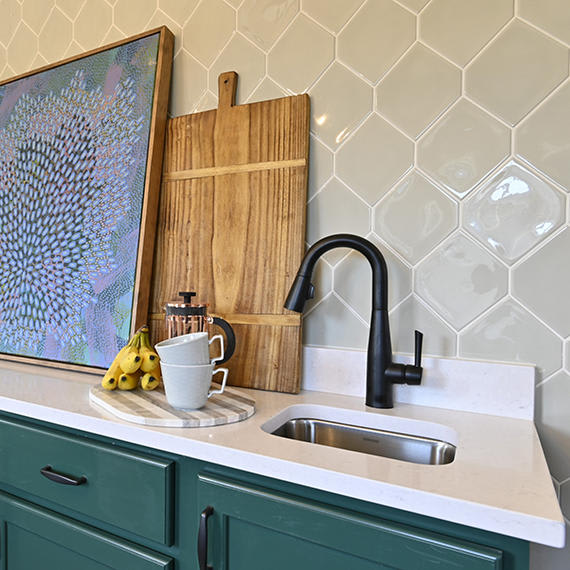 RetroSpace Remix Succulent Green Hexagon 6X6 Glossy
