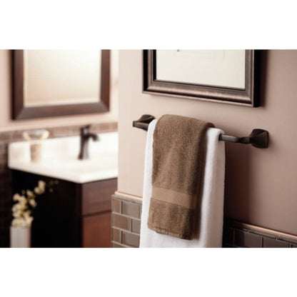 Voss 18" Towel Bar