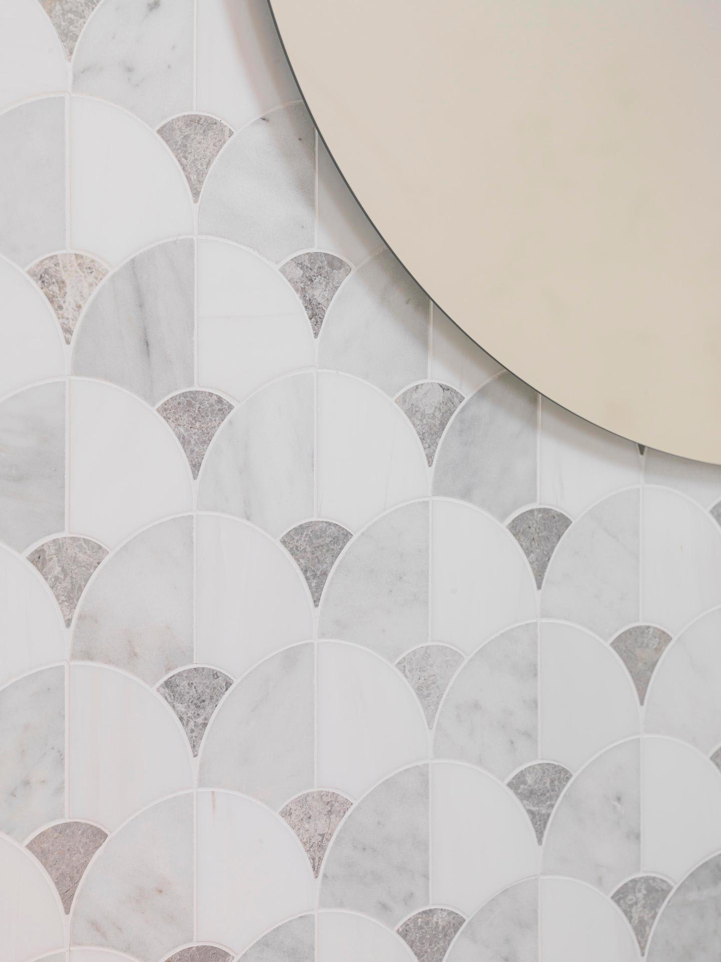 FIGURE SHELL LIGHT (Make to order)