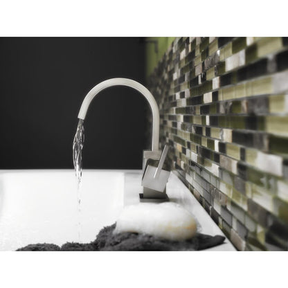 Vero Single Hole Bathroom Faucet with Pop-Up Drain Assembly
